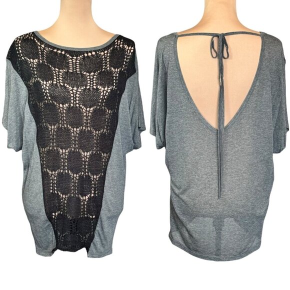 New Revolve Woodleigh Crochet Top Sz.M Oversized Gray Open Back Lace Boho - Picture 1 of 10